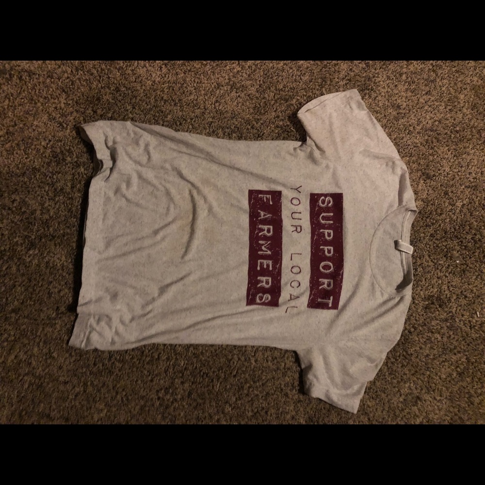 Size small tee shirt
